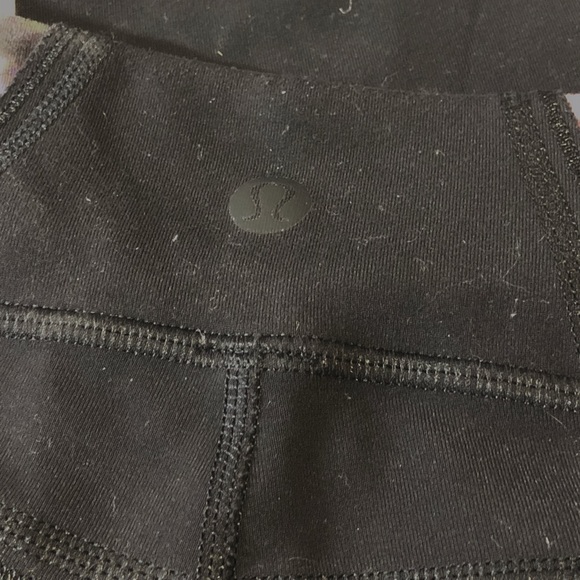 Lululemon yoga capris - Picture 2 of 2